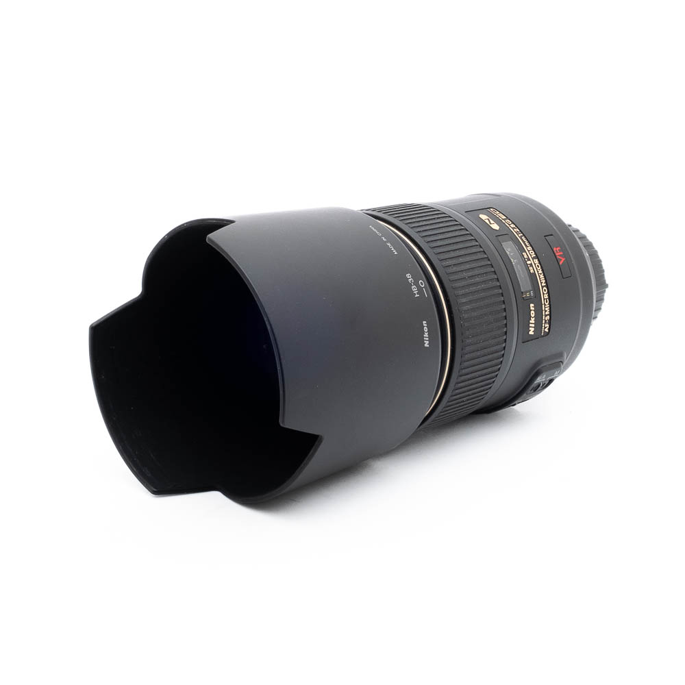 Nikon 105mm f28G ED VR-3 Nikon AF-S Micro-Nikkor 105mm f/2.8G VR ED - Käytetty