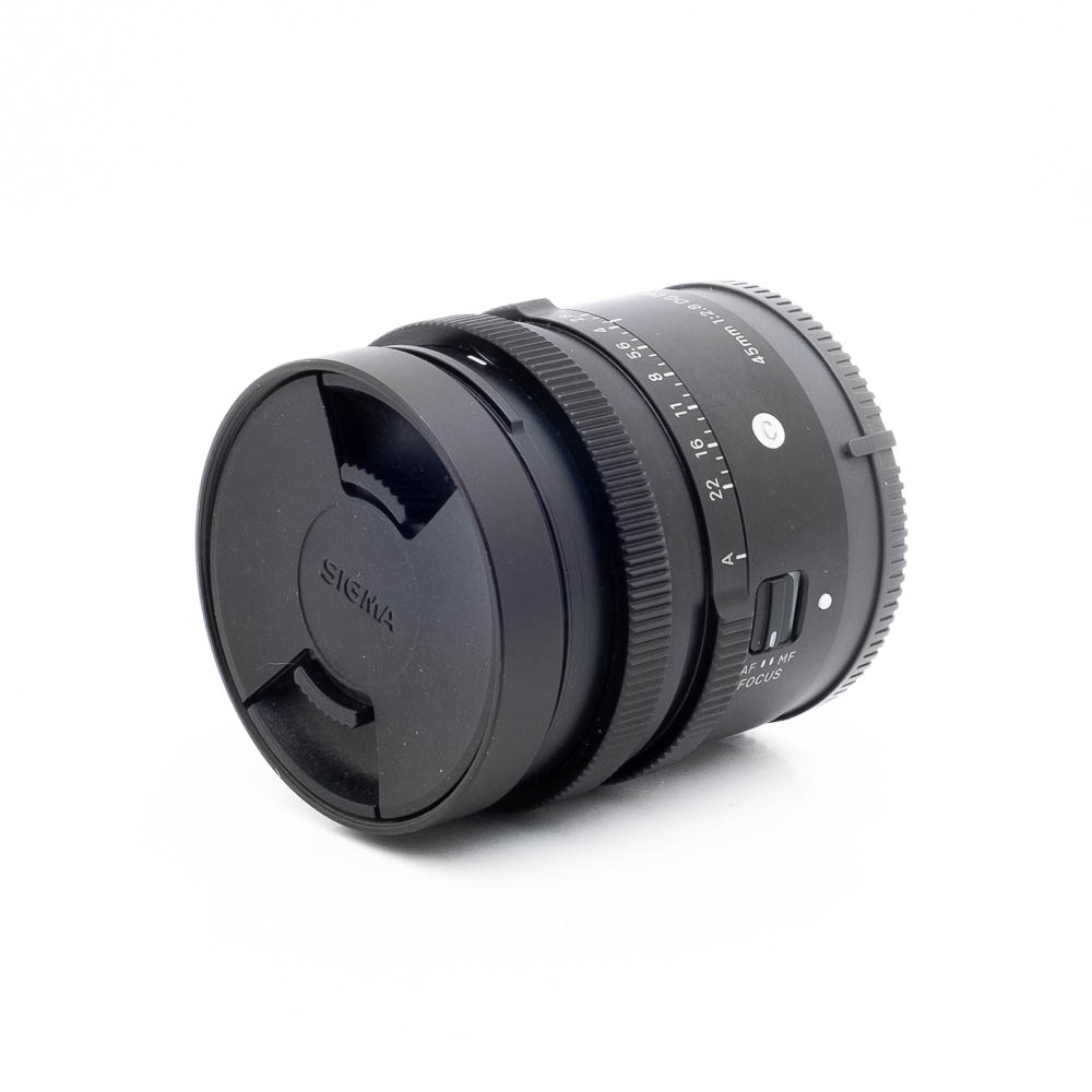 Sigma 45mm f28 DG DN Sony-3 Sigma 45mm f/2.8 DG DN Sony E (Kunto K5) - Käytetty
