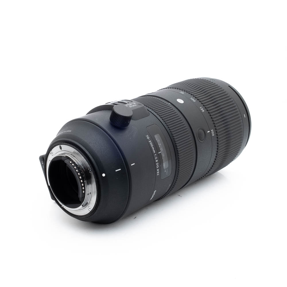 Sigma 70-200mm f28 DG Nikon-1-4 Sigma 70-200mm f/2.8 OS DG Sport Nikon F - Käytetty
