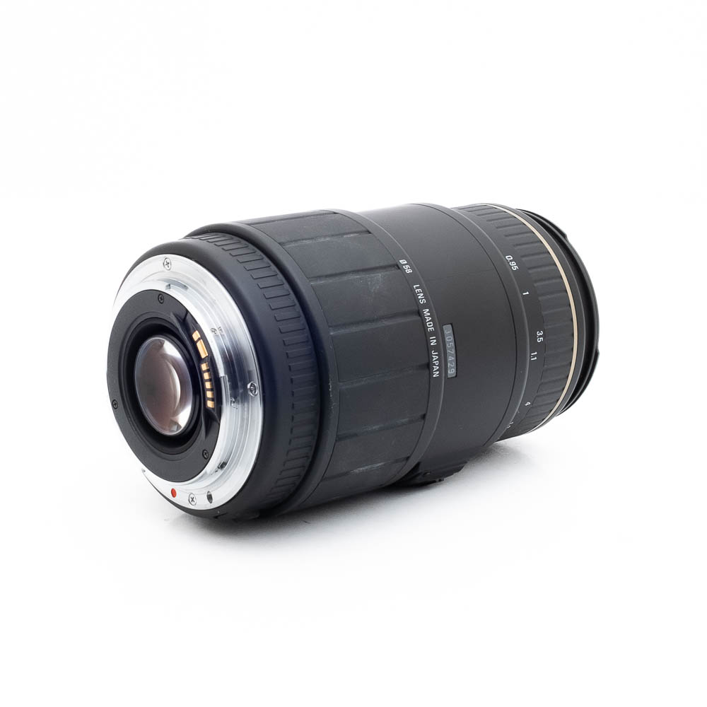 Sigma 70-300mm f4-56 APO MACRO Canon-1 Sigma DG 70-300mm f/4-5.6 Macro Canon EF - Käytetty