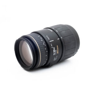 Sigma 70-300mm f4-56 APO MACRO Canon-2 Sigma DG 70-300mm f/4-5.6 Macro Canon EF - Käytetty