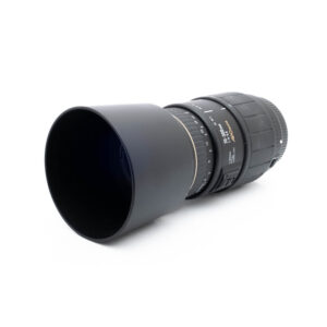 Sigma 70-300mm f4-56 APO MACRO Canon-3 Sigma DG 70-300mm f/4-5.6 Macro Canon EF - Käytetty