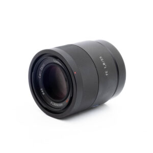 Sony 55mm f18 ZA-2 Sony FE Sonnar T* 55mm f/1.8 ZA - Käytetty