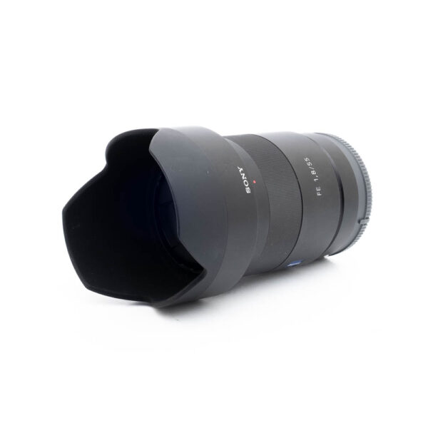 Sony FE Sonnar T* 55mm f/1.8 ZA – Käytetty Käytetyt kamerat ja vaihtolaitteet 3