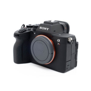 Sony A7R V 4650-5 Sony A7R V (SC 11000, Kunto K5, takuu 6kk, sis.ALV24%) – Käytetty