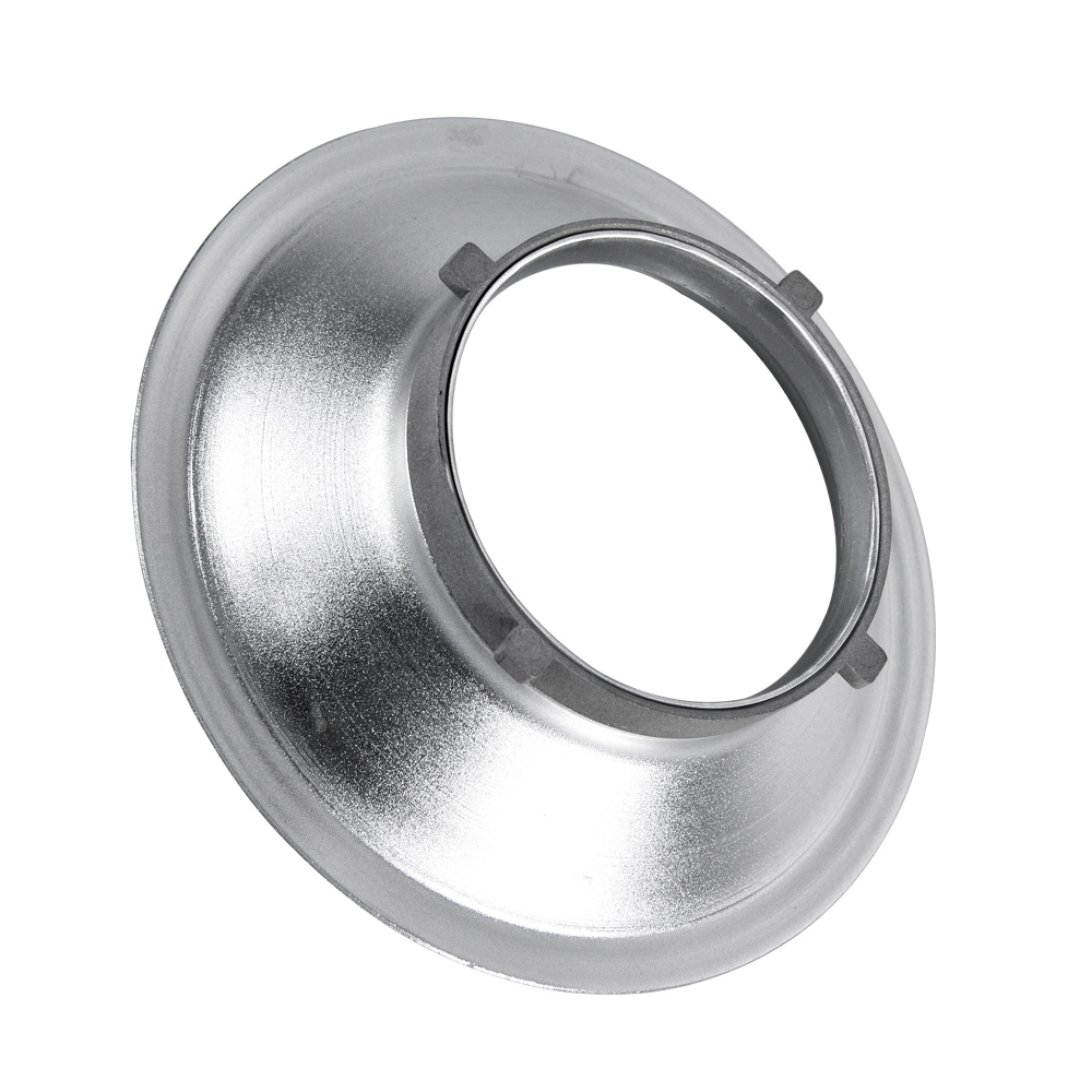 1399277928_391 Godox Softbox Adapter for Multiblitz digilite/Compactlite/Digix on metallinen, pyöreä heijastin, jossa on keskiaukko ja neljä pientä kielekettä tasaisin välein aukon ympärillä, kuvattuna kulmassa valkoista taustaa vasten.