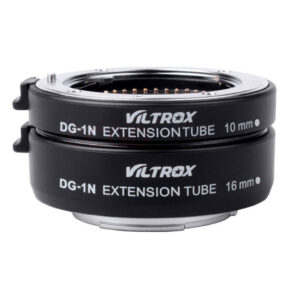 1560869727_631 Two Viltrox DG 1N automatic extension tubes for Nikon 1 (10mm and 16mm) are stacked together against a white background.
