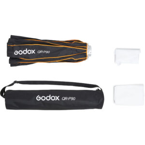 1627566219_279 Taitettu Godox Quick Release Parabolic Softbox QR P90 Bowens, sen kantolaukku ja kaksi valkoista diffuusoria ovat esillä valkoisella pohjalla.