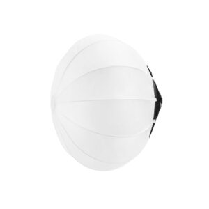 1678964524_725 Godox GL3 Lantern Softbox 90cm, joka on suunniteltu KNOWLED MG1200Bi LED-valaisimelle, sisältää suuren valkoisen pallomaisen diffuusorin, jonka toisella puolella on mustat kiinnitystarvikkeet, kuvassa valkoista taustaa vasten.
