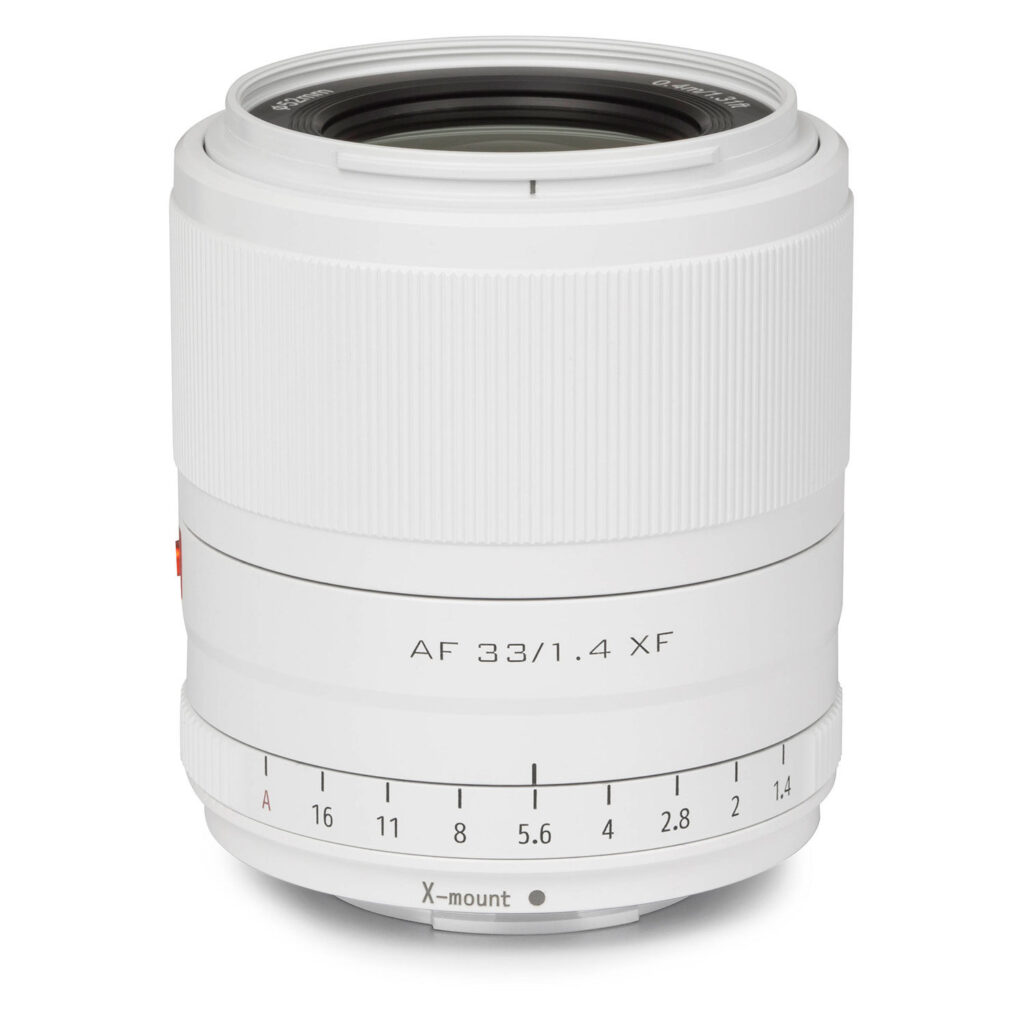 1712579000_117 Viltrox AF 33mm f/1.4 -objektiivi, Fuji X (Limited Edition White) on valkoinen X-mount-objektiivi, jossa on uurrettu tarkennusrengas, selkeät aukkomerkinnät ja tyylikäs moderni viimeistely - suunniteltu Fujifilm-kameroille.
