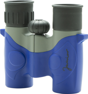 800q-01_110014 The Focus Junior 6x21 Blue/Grey is a blue and grey toy binocular with large eyepieces, a central focus knob and the signature on the right side.