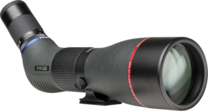 800q-01_117070 Lähikuva Focus Optimum 30-60x85 APO VHG ED -kaukoputki -tähtäimestä, jossa on musta ja tummanvihreä runko, kulmikas okulaari, tarkennusrengas ja suuri objektiivi, jossa on punainen rengas kompaktilla kiinnitysalustalla.