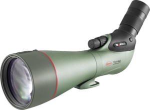 KOWA Spottingscope TSN-99A PROMINAR 30-70xW zoom on suurella linssillä varustettu vihreäkulmainen kaukoputki, joka on ihanteellinen luonnon tarkkailuun ja lintujen tarkkailuun.