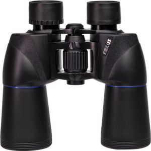 800q-01_118778 Focus Scenery 7x50 binoculars with textured handles and a central adjustment wheel appear on a white background, with the Focus branding to the right.