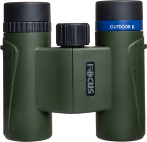 800q-01_121009 The Focus Outdoor II 8x25 binoculars are green with a black focus knob in the centre and a blue OUTDOOR II ring in the right eyepiece. The FOCUS mark is visible on the vertical bridge. Set against a white background.