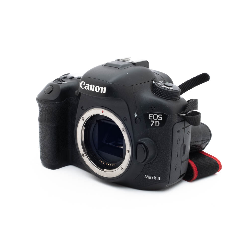 Canon 7D Mark II 5965-4 Canon EOS 7D Mark II (SC 15000) - Käytetty