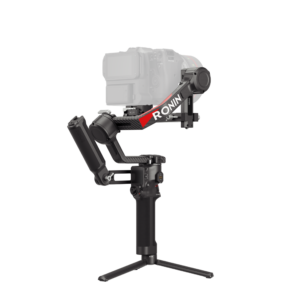 HG704手提-脚架-后侧45度 Black DJI RS 4 gimbal handheld camera gimbal with tripod and mounted digital camera with white "RONIN" in red stripe against a white background.