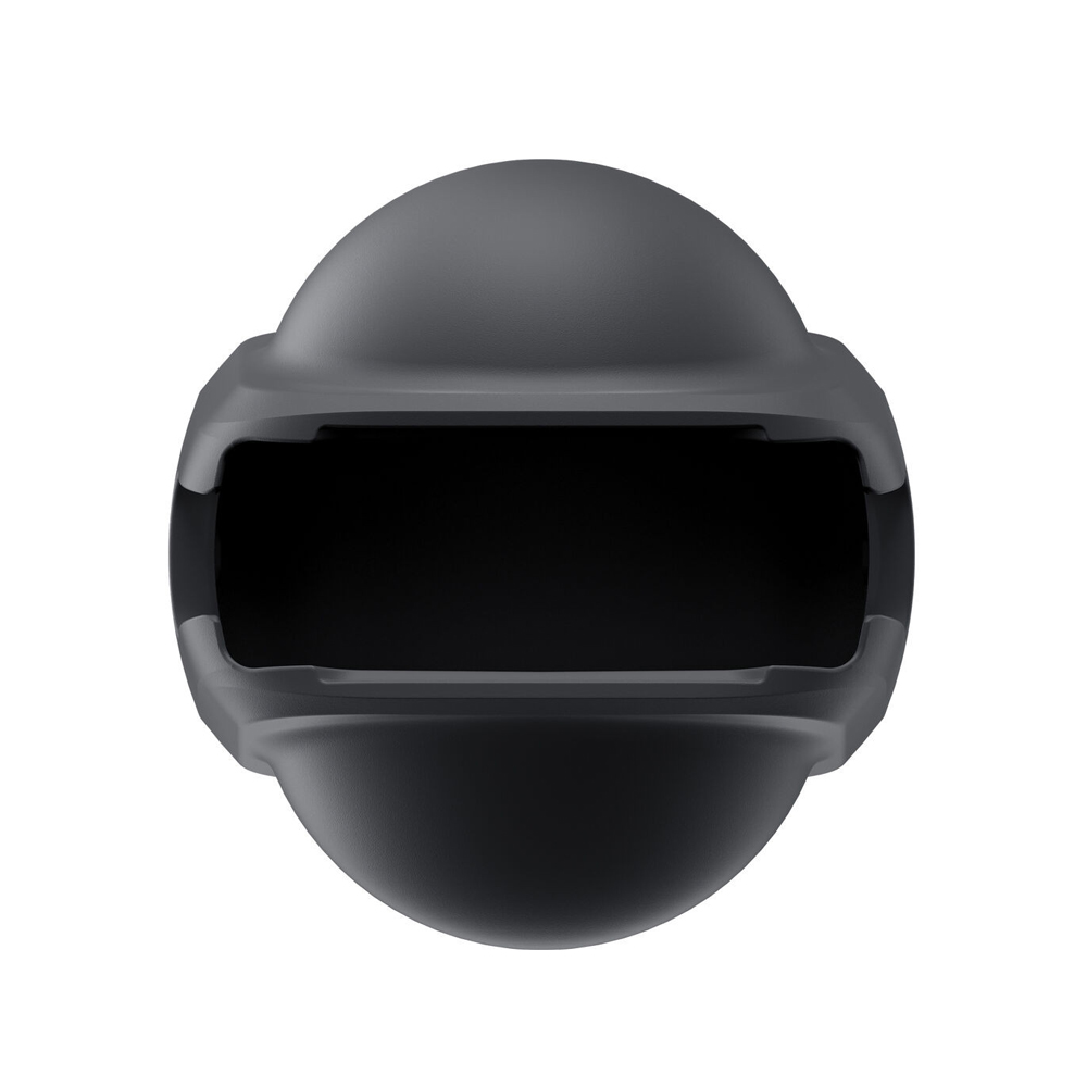 Insta360_X4_048 Insta360 Lens Cap for X4 on mattamusta, pallomainen lisävaruste, jossa on leveä suorakulmainen etuaukko ja joka on suunniteltu moderniksi, minimalistiseksi suojukseksi objektiivillesi. Kuvattu valkoisella pohjalla.