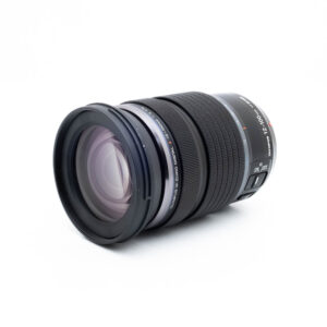 Olympus 12-100mm f4 -2 Olympus M.Zuiko Digital ED 12-100mm f/4 IS PRO - Käytetty