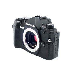 Olympus E-M5 III 3681-4 Olympus OM-D E-M5 Mark II (SC 1300, Kunto K5) - Käytetty