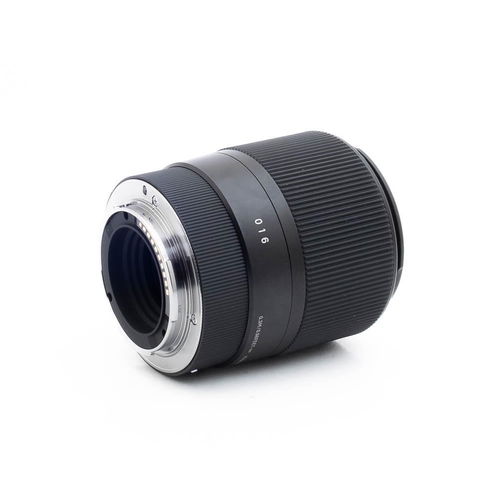 Sigma 30mm f14 DC DN Sony-1 Sigma 30mm f/1.4 DC DN C Sony E (Kunto K5) - Käytetty