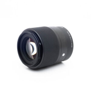 Sigma 30mm f14 DC DN Sony-2 Sigma 30mm f/1.4 DC DN C Sony E (Kunto K5) - Käytetty