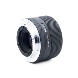 Sigma 30mm f28 EX DN Sony E-1 Sigma 30mm f/2.8 EX DN Sony E - Käytetty