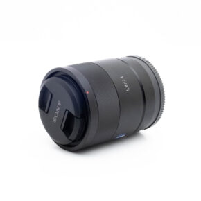 Sony E 24mm f/1.8 ZA - Käytetty
