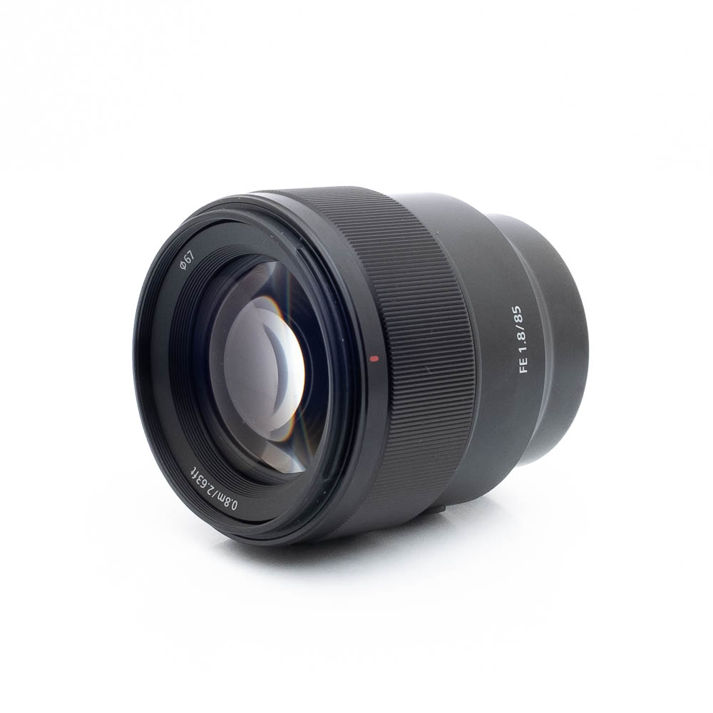 Sony 85mm f18-2 Sony FE 85mm f/1.8 (Kunto K5, sis.ALV24%) - Käytetty