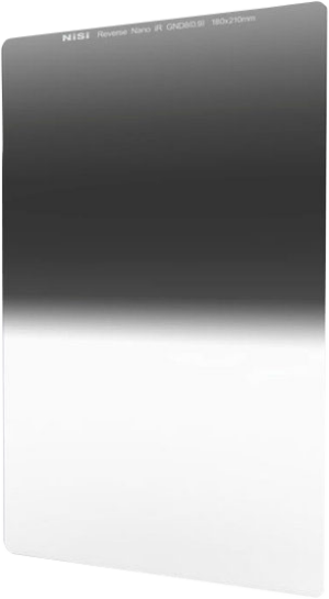 800q-01_107066 Rectangular NiSi Square Nano IRGND Reverse 100x150mm GND8 0.9 graduated filter with a dark top that turns bright at the bottom, with a label at the top.