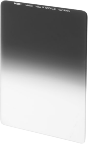 800q-01_108777 NiSi Square Nano IRGND Medium 100x150mm ND4 0.6 is a rectangular filter with a gradient from top dark grey to bottom bright, designed for photography.