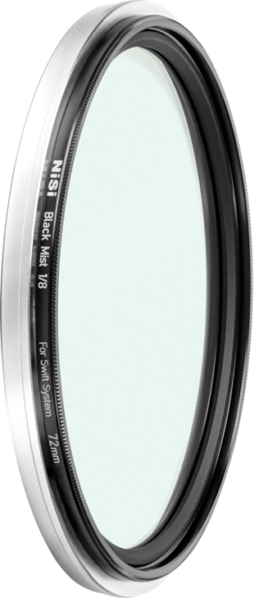 800q-01_123147 Close-up NiSi Filter Swift System Black Mist 1/8 72mm diffusion filter with a circular design with silver coloured metal edge and black inner ring, against a white background.