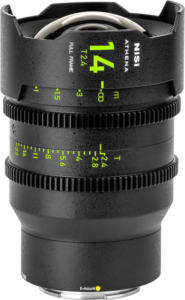 800q-01_126394 NiSi Cine Lens Athena Prime 14mm T2.4 E-Mount (ilman drop-in-suodatinta), musta, jossa on kirkkaanvihreät ja keltaiset tarkennus- ja aukkomerkinnät ja E-mount-ilmaisin pohjassa.