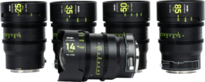 800q-01_126410 Viisi mustaa NiSi Cine Lens Athena Prime Set L-Mount -objektiivia, joissa on keltaiset merkinnät, on järjestetty: neljä (25 mm, 35 mm, 50 mm, 85 mm) on pystyssä ja 14 mm:n objektiivi on vaakasuorassa edessä.
