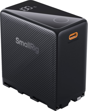800q-01_127879 The SmallRig 4469 USB-C Rechargeable Camera Battery NP-F970 (black) features a textured side, a charge percentage LED indicator at the top and an orange USB-C input/output connector on the front.