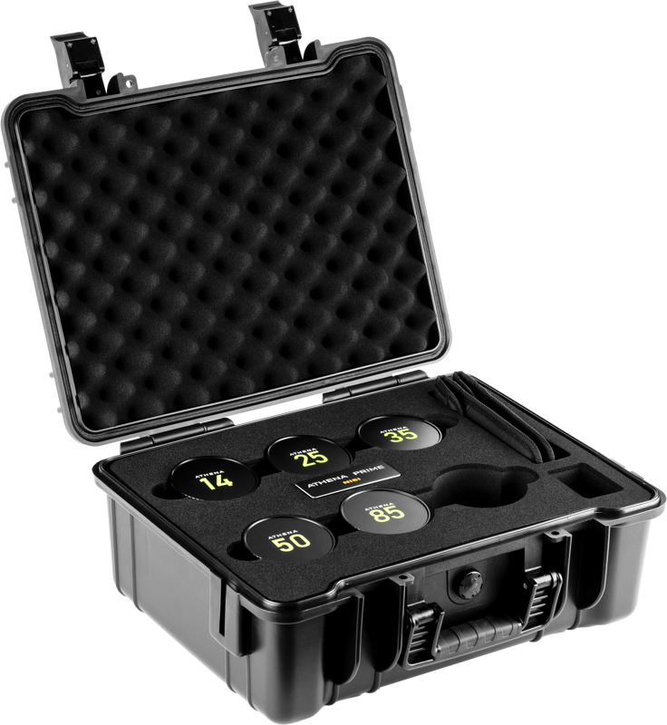 800q-02_124301 NiSi Cine Hard Shell Case for 6pcs Athena Lenses on avattu, ja siinä näkyy viisi pyöreää digitaalista laitetta, joissa on keltaiset ilmaisimet kiinnitettyinä mukautettuihin vaahtomuovipaikkoihin ja ylimääräisiin lokeroihin tarvikkeille.
