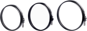 800q-108946 Kolme NiSi Cine Filter Explosion Proof Circular 95mm -suojasuodin linssisuodinta seisovat pystyasennossa, tasaisin välein, metallisilla säätöruuveilla varustettuna, tavallista valkoista taustaa vasten.