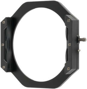 800q-114383 The NiSi Holder Frame V6 (spare part) is a black, rectangular metal holder with a circular opening in the centre, designed for mounting lens filters on camera lenses.