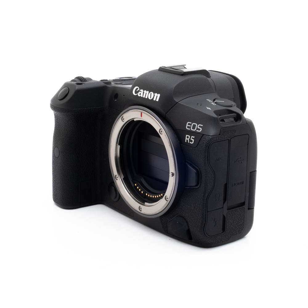 Canon EOS R5 (SC 20000, takuu 6kk) - Käytetty