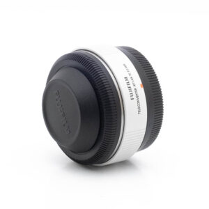 Fujifilm Fujinon XF 200mm f/2 R LM OIS WR + 1.4x (takuu 24kk) - Käytetty