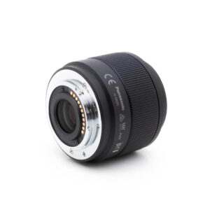 Lumix 25mm f17-1 Panasonic Lumix 25mm f/1.7 - Käytetty
