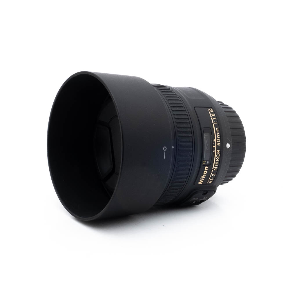 Nikon 50mm f18G -3 Nikon AF-S Nikkor 50mm f/1.8 G - Käytetty