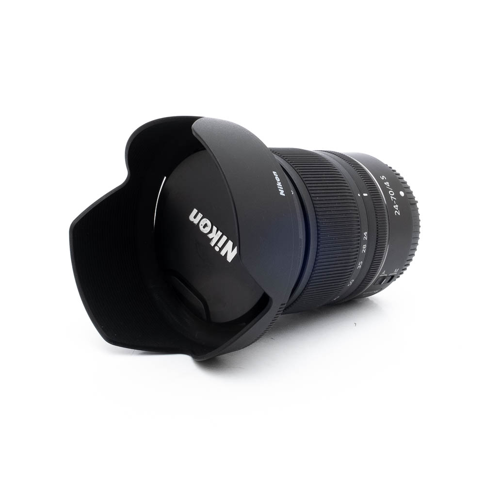 Nikon Z 24-70mm r4 S-3 Nikon Nikkor Z 24-70mm f/4 S - Käytetty
