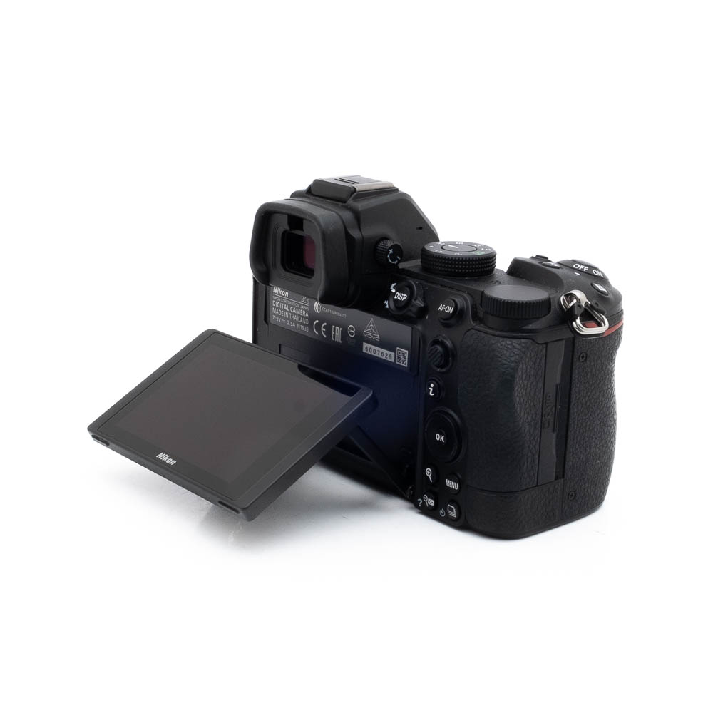 Nikon Z5 7629-3 Nikon Z5 (SC 24000) - Käytetty