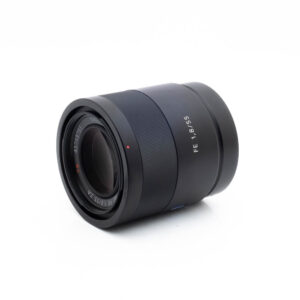 Sony FE Sonnar T* 55mm f/1.8 ZA - Käytetty