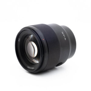 Sony 85mm f18-2-3 Sony FE 85mm f/1.8 - Käytetty