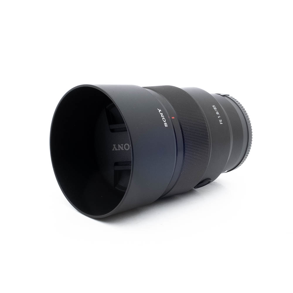 Sony 85mm f18-3-2 Sony FE 85mm f/1.8 (Kunto K5) - Käytetty