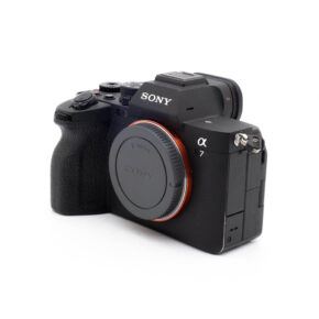 Sony A7 IV (SC 6000, takuu 12kk) - Käytetty