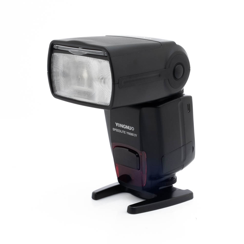 Yongnuo YN560 IV-4 Yongnuo YN560-IV Salama - Käytetty