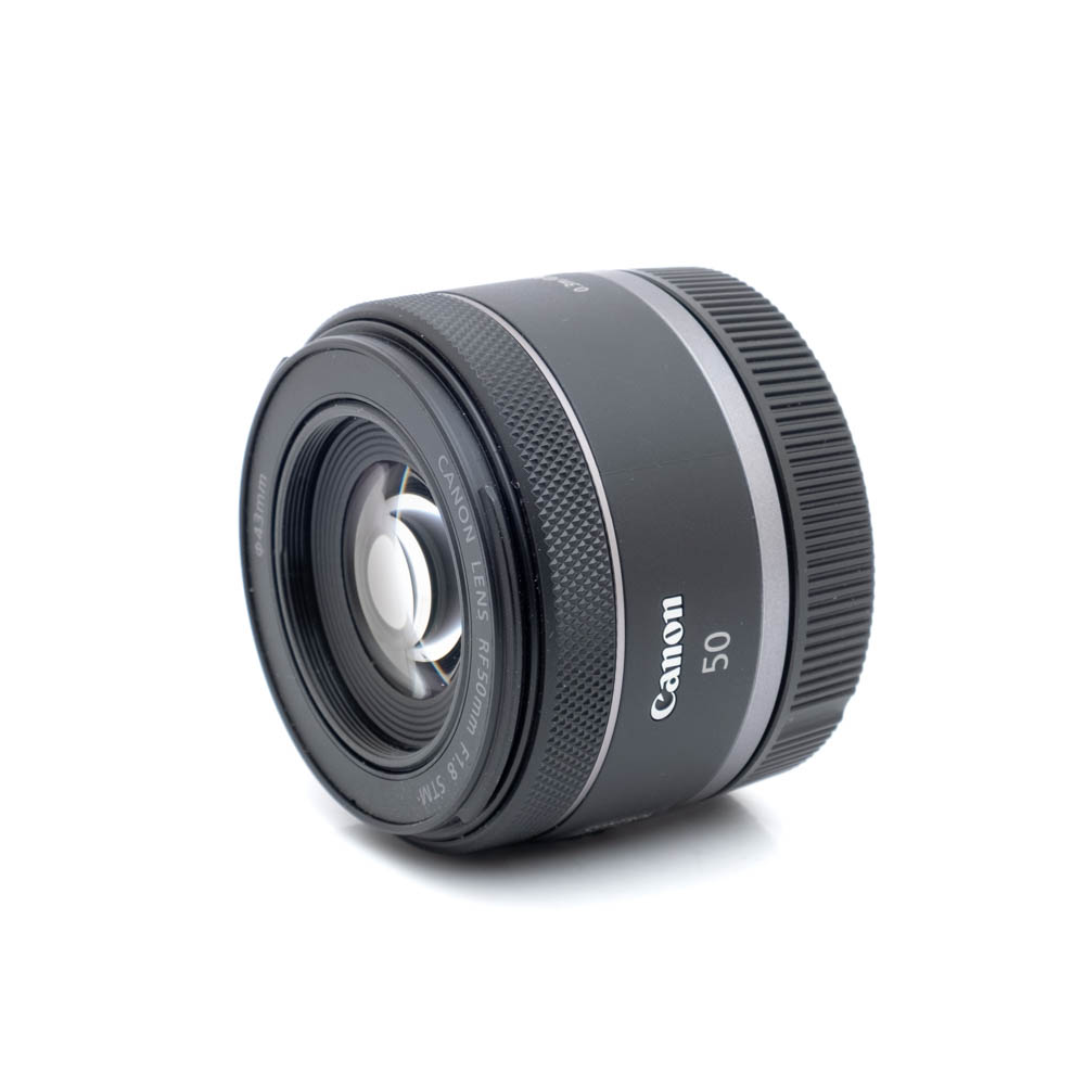 Canon RF 50mm f/1.8 STM - Käytetty
